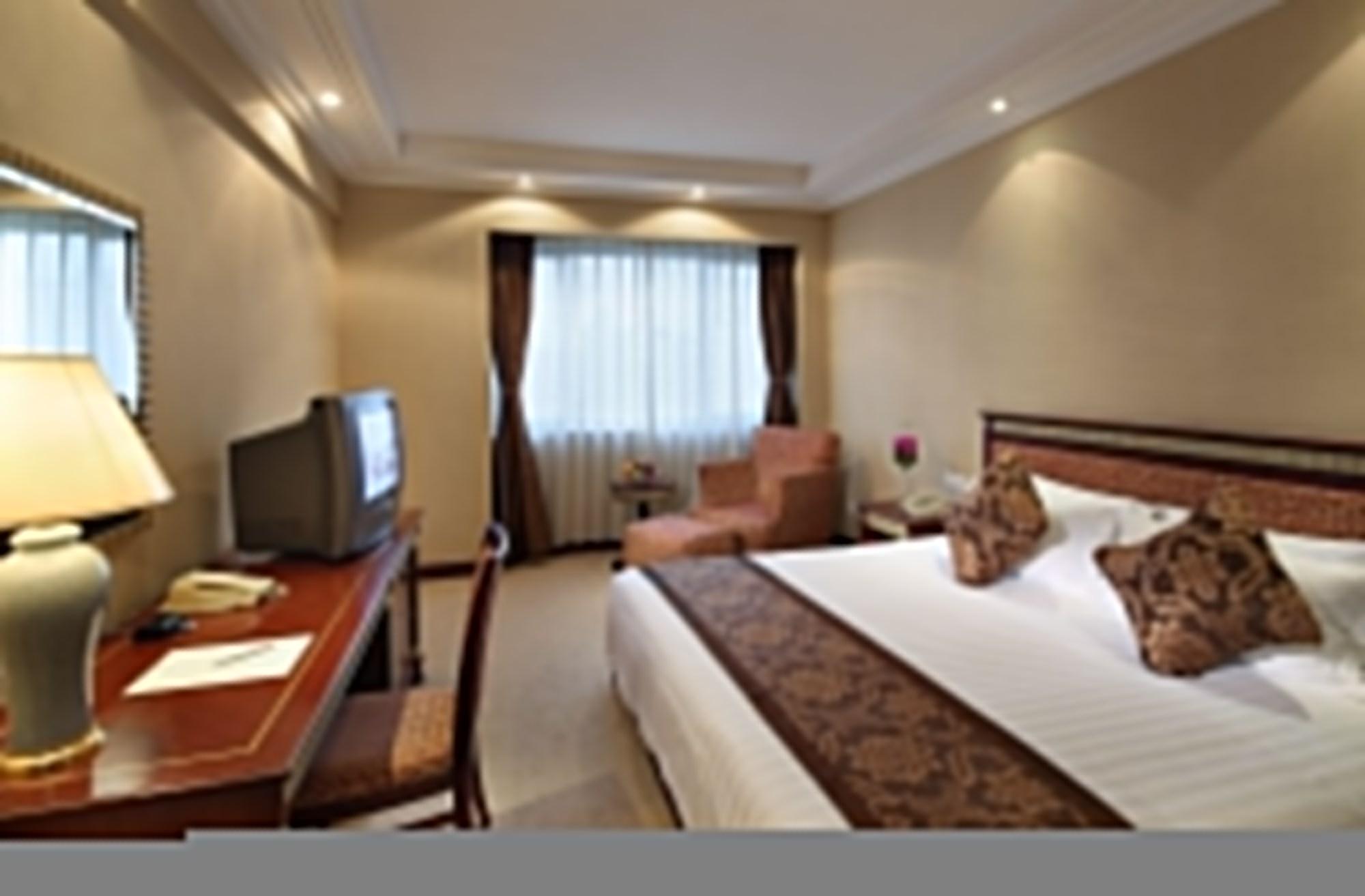 Shanghai Hotel Jin Jiang Bagian luar foto