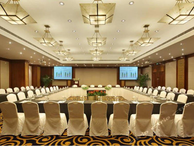 Shanghai Hotel Jin Jiang Bagian luar foto